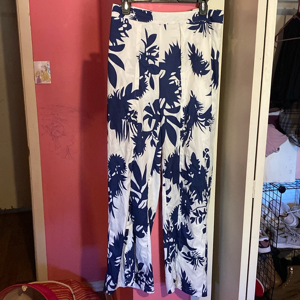 Woman’s Flowy Open Leg Floral Pants